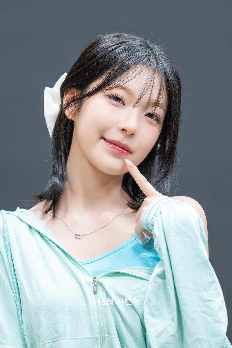 프로미스나인 백지헌