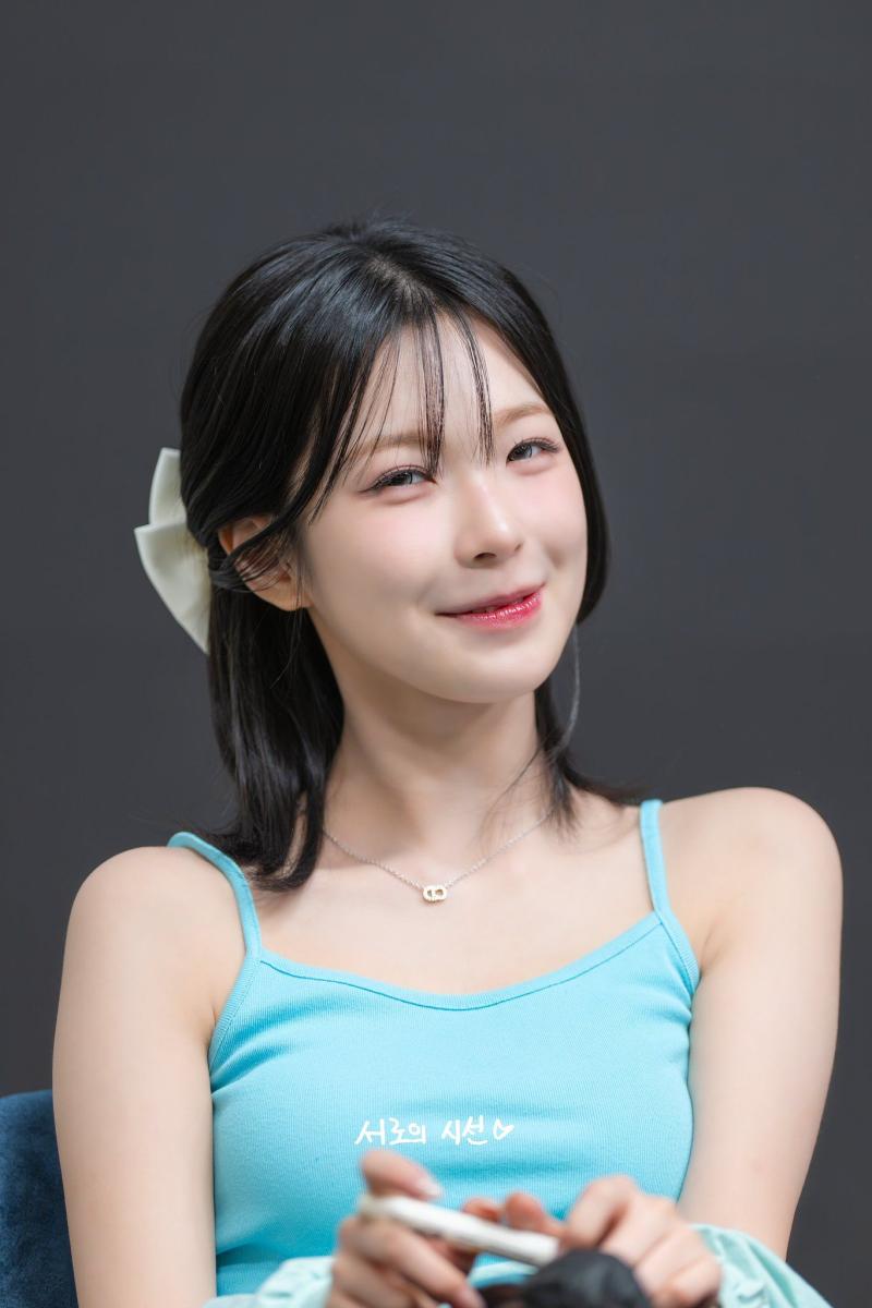 프로미스나인 백지헌