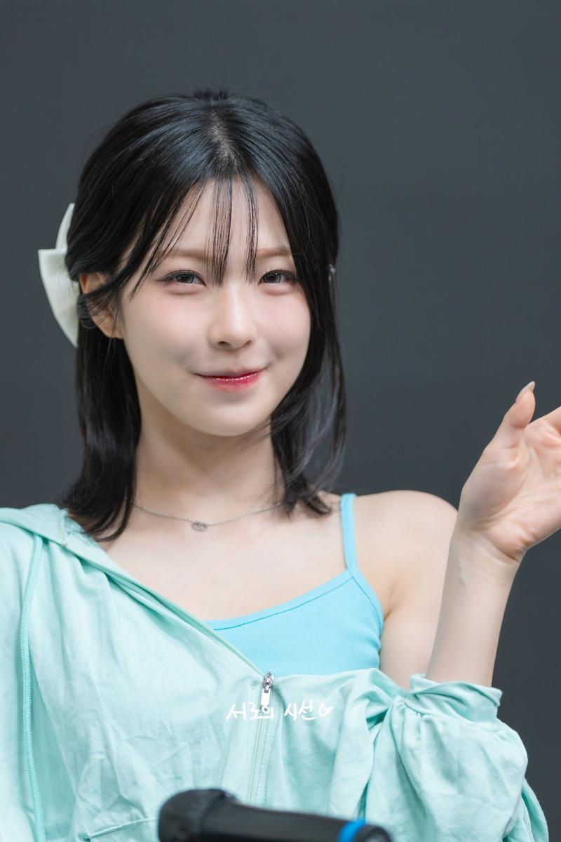 프로미스나인 백지헌