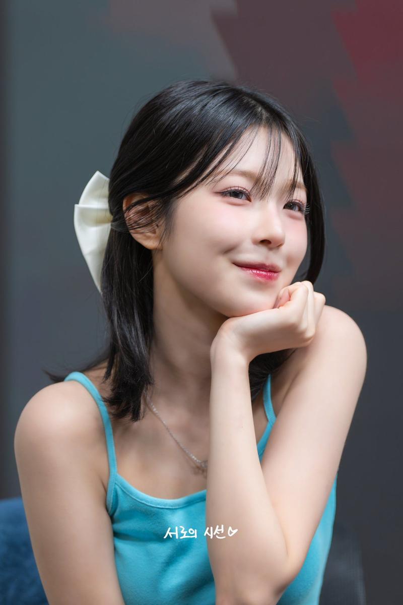 프로미스나인 백지헌