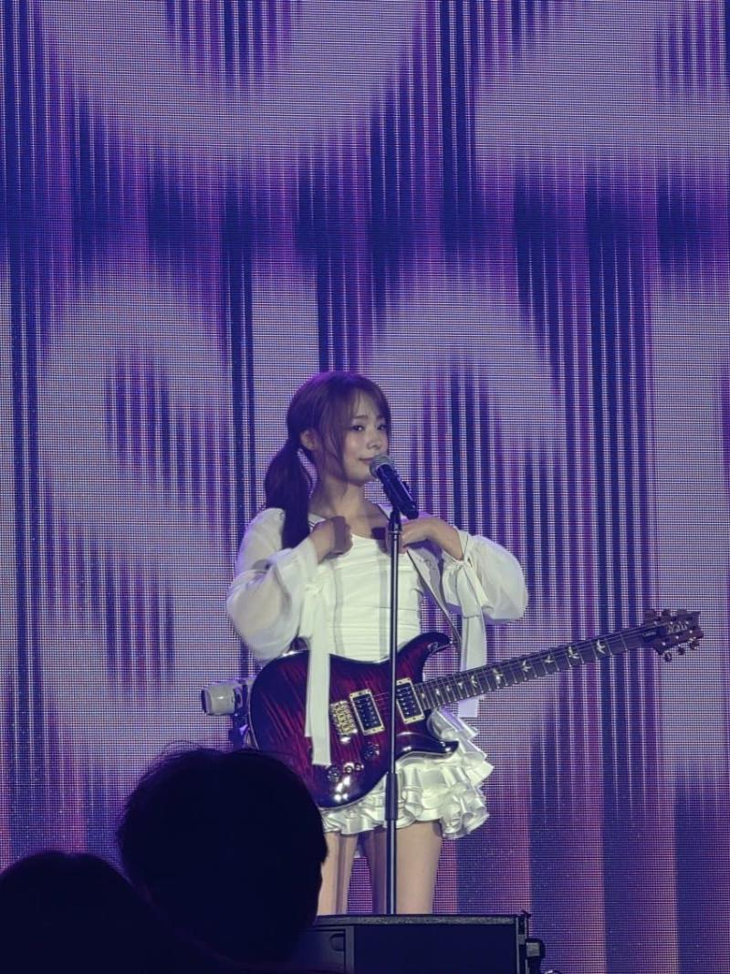 QWER 시연