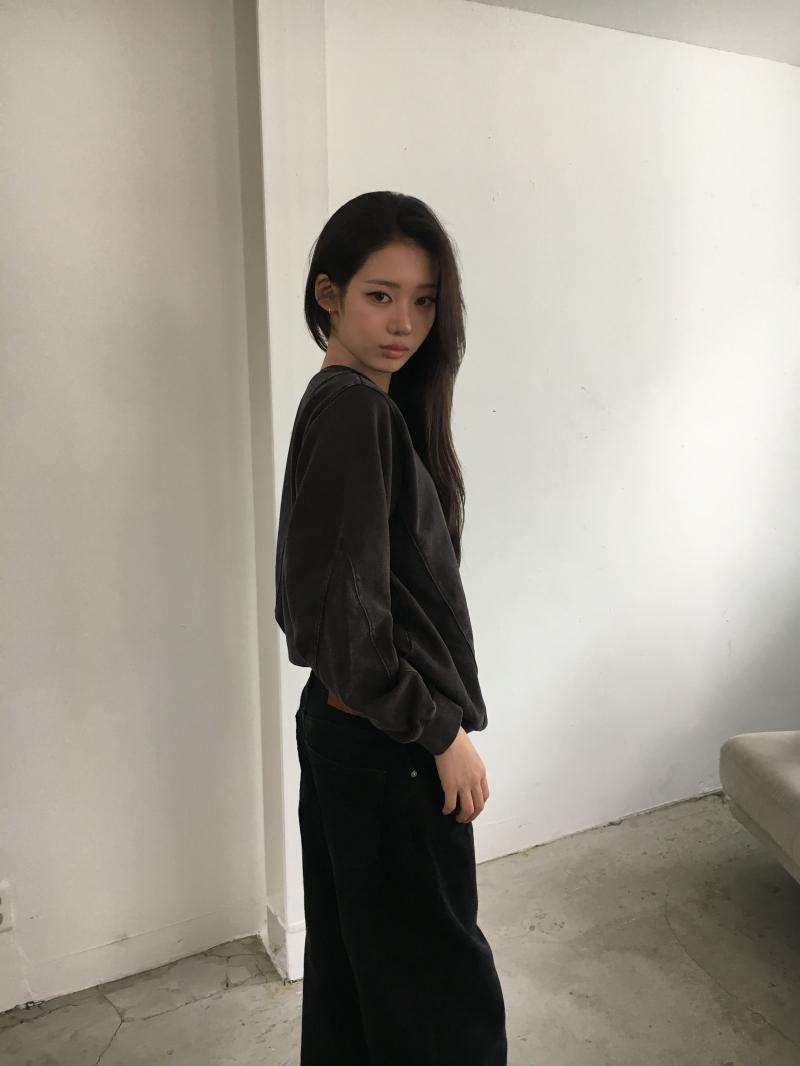베이비몬스터 로라,  아현