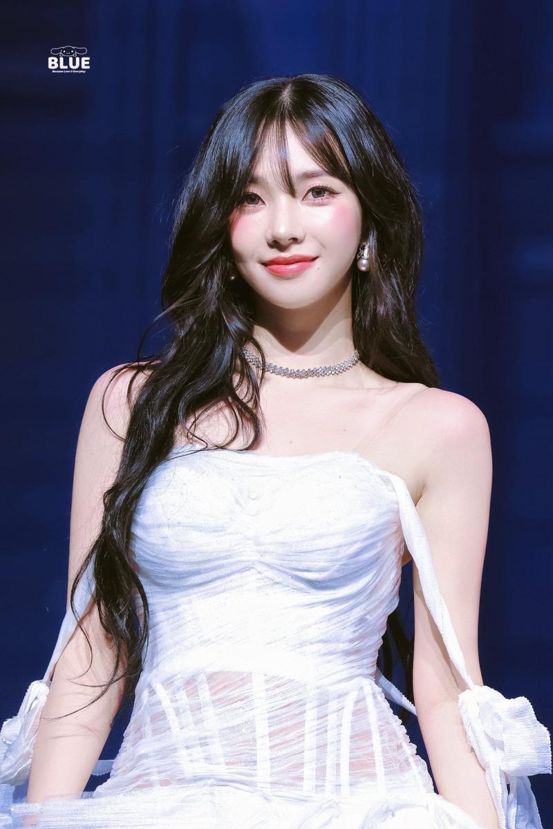멕시코시티에서  공연한 에스파 카리나 260911