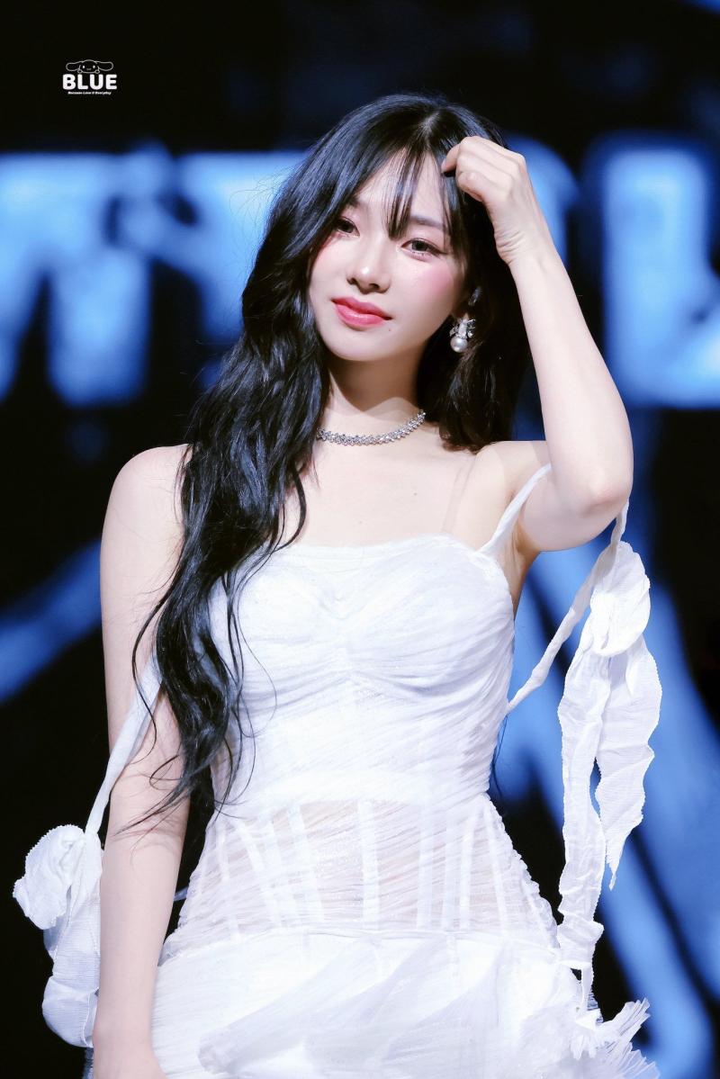 멕시코시티에서  공연한 에스파 카리나 260911