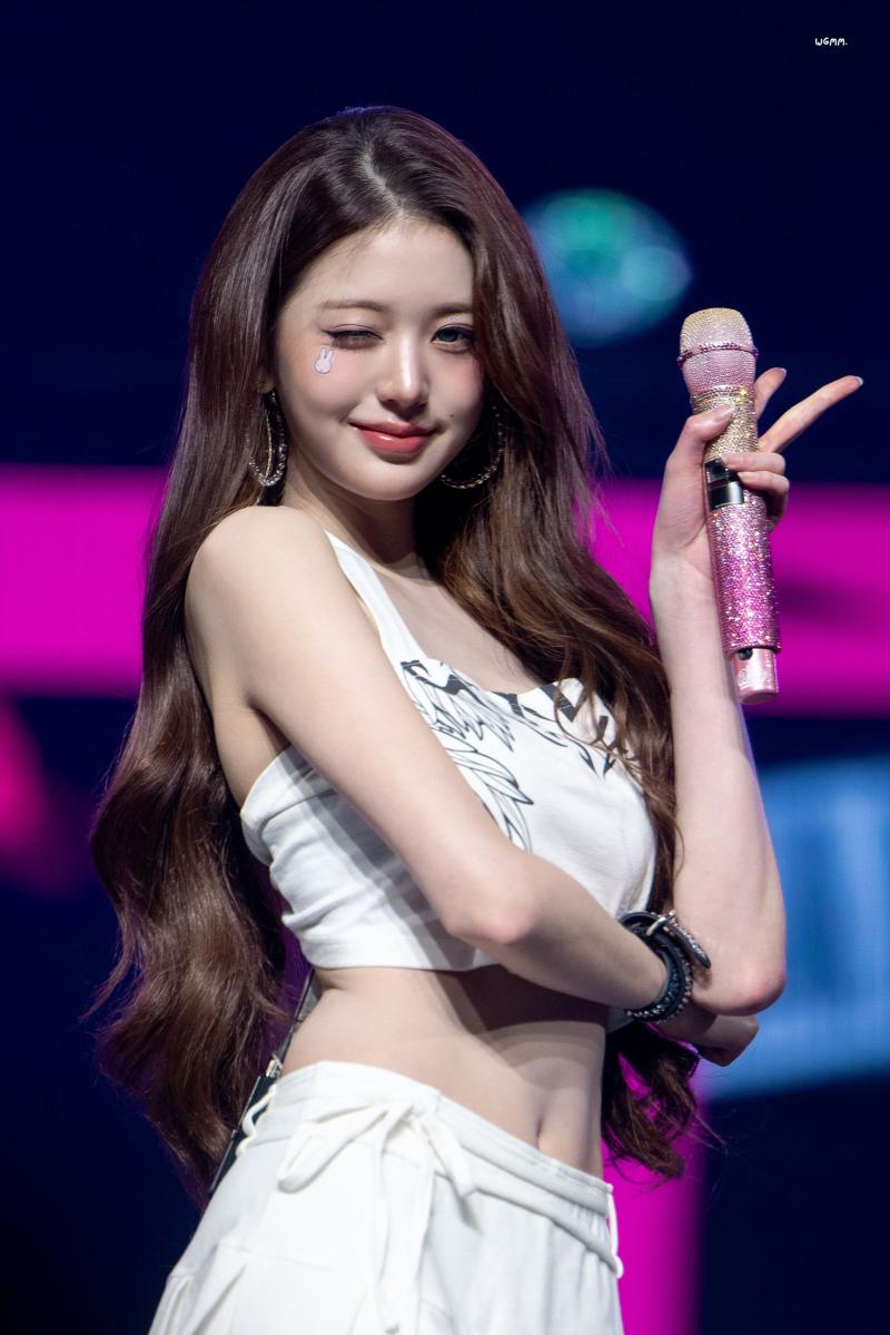 어제 타이페이 팬사인회 아이브 장원영