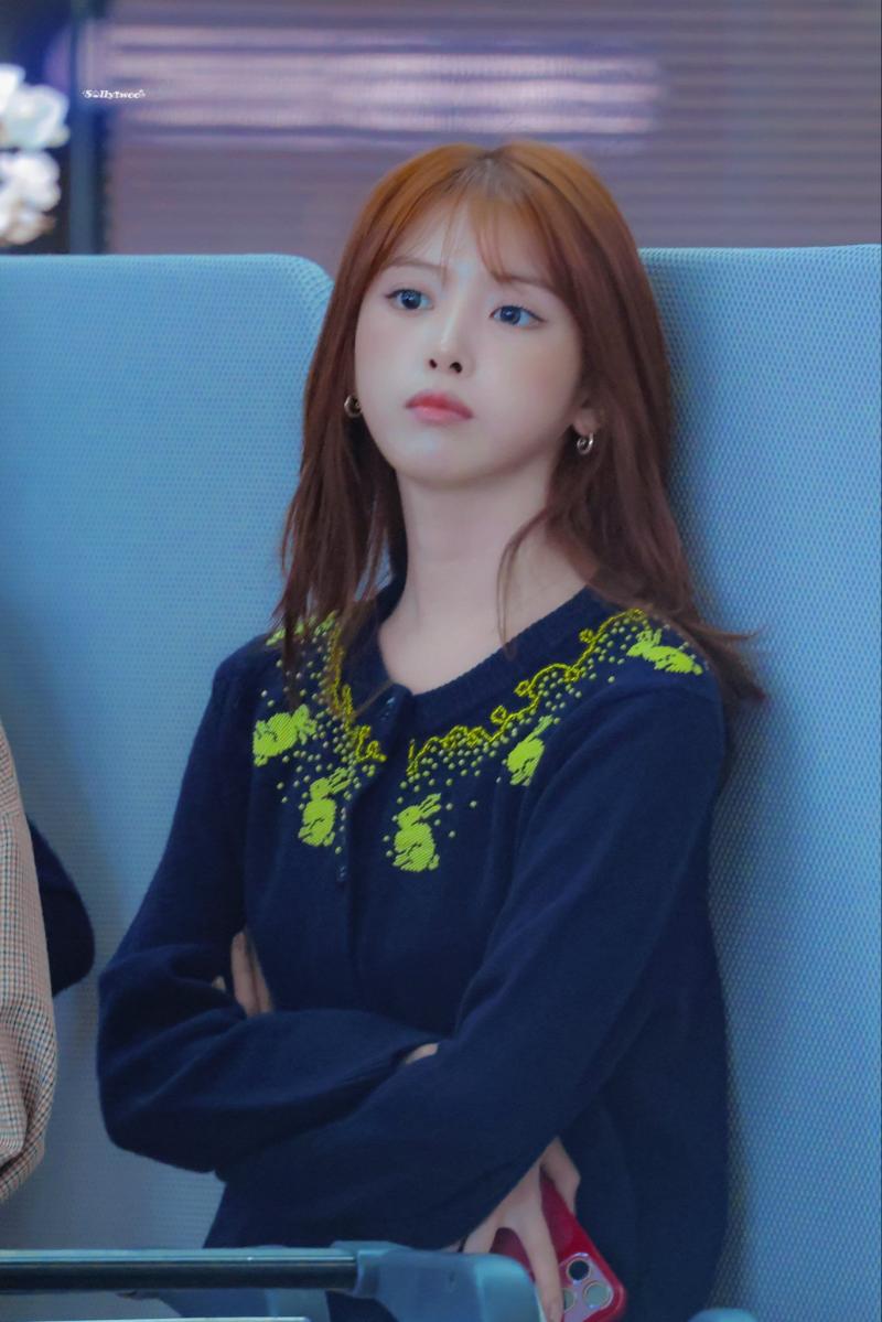 어제 출국장에서 엔믹스 지우 260911