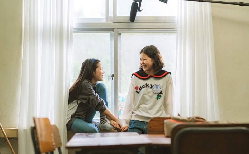 촬영중 처음으로 대게를 먹어 봤다는 아역배우