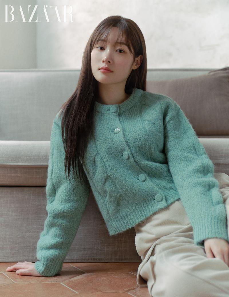 정채연