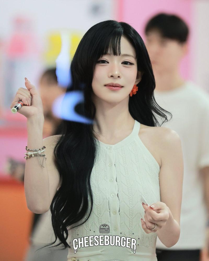 프로미스나인 이채영