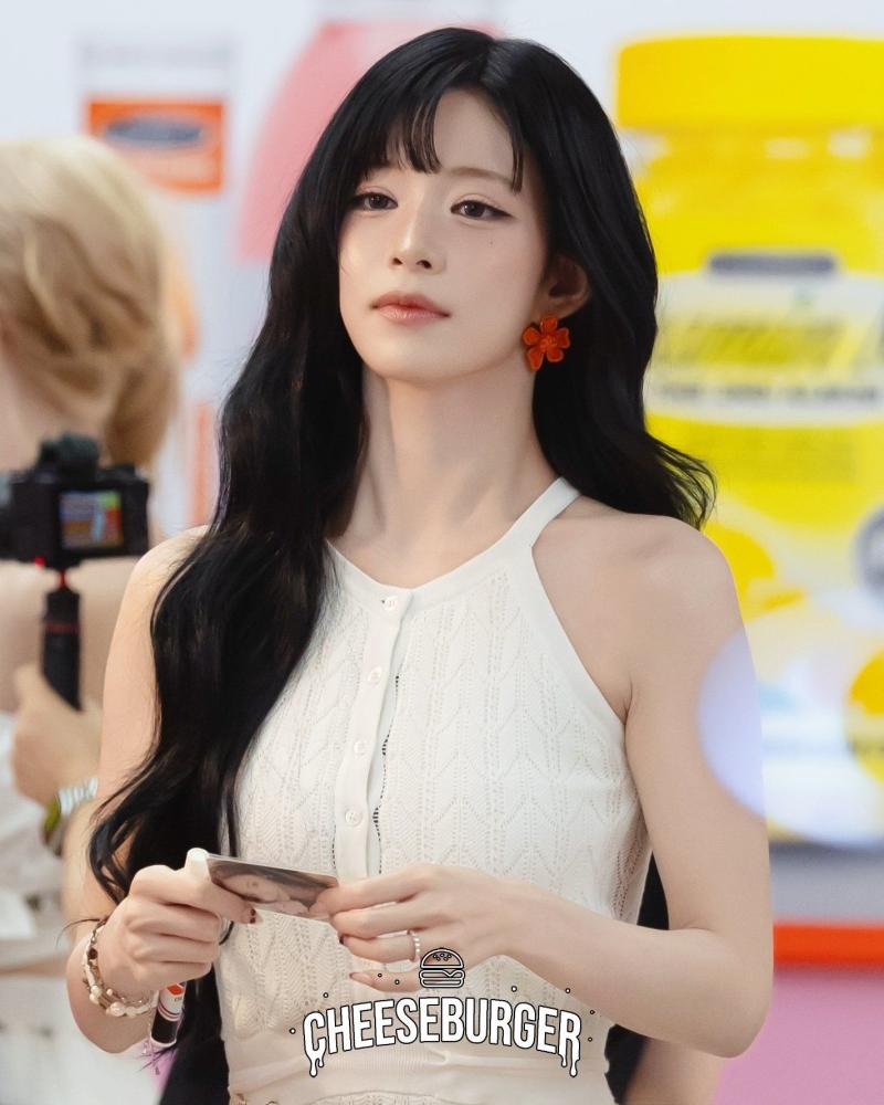 프로미스나인 이채영
