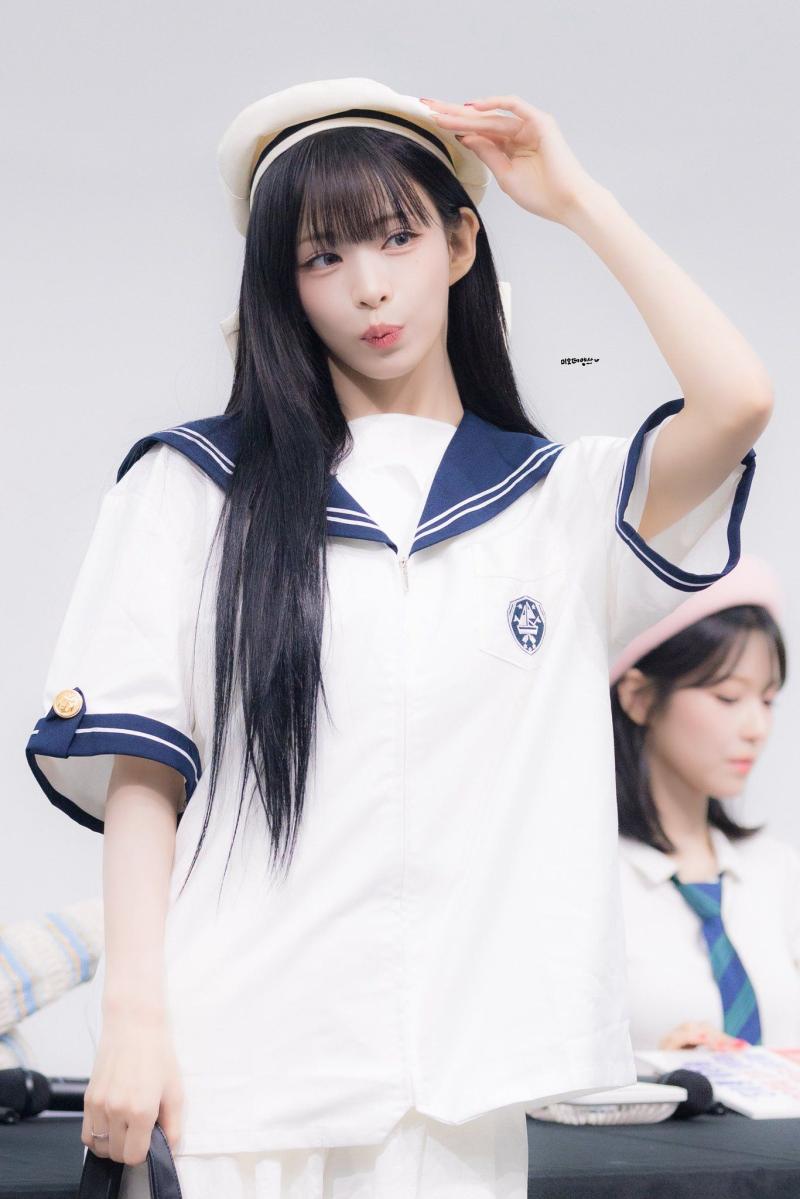 프로미스나인 이채영