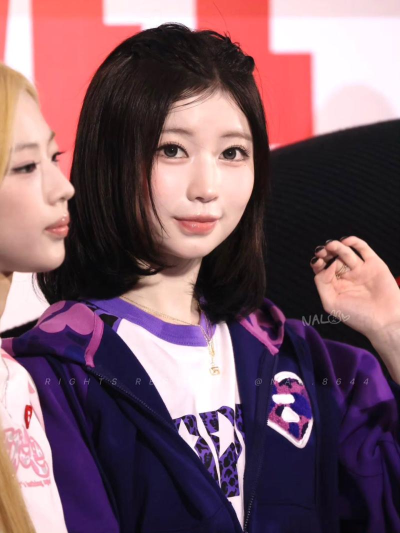 BABYMONSTER (베이비몬스터) 아사