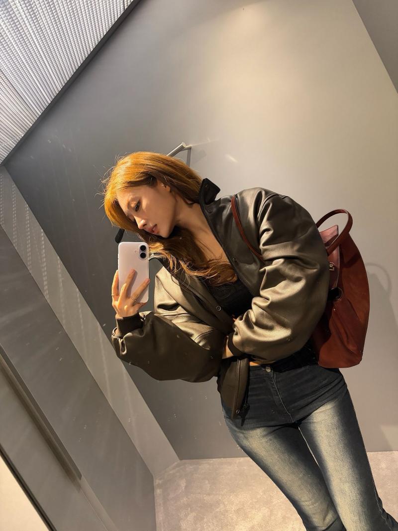 EVERGLOW (에버글로우) 시현