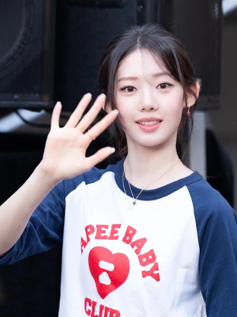 BABYMONSTER (베이비몬스터) 로라