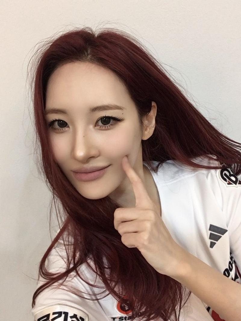 선미 (SUNMI)
