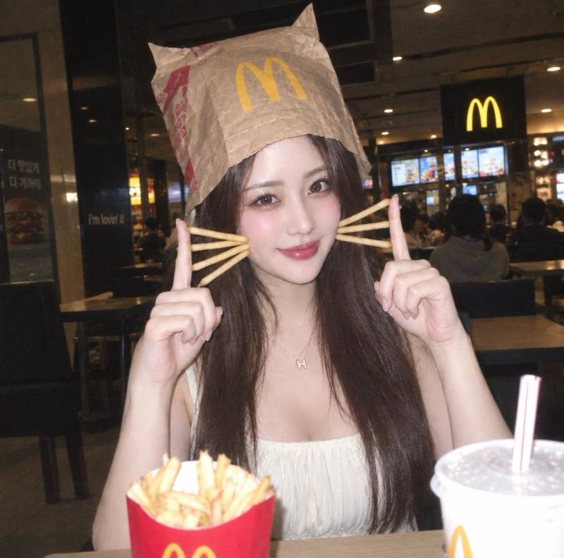 정수현 아나운서