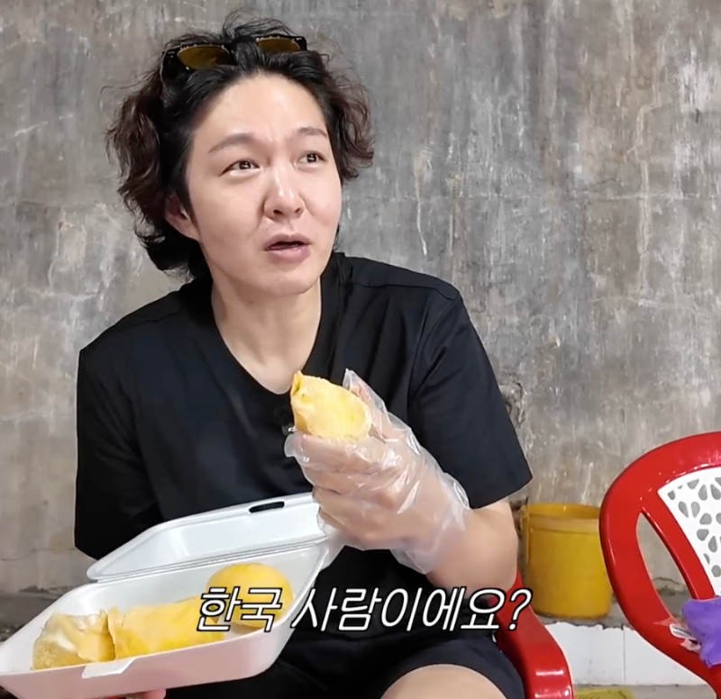 36년 인생 처음으로 두리안 먹어봤을 때 반응