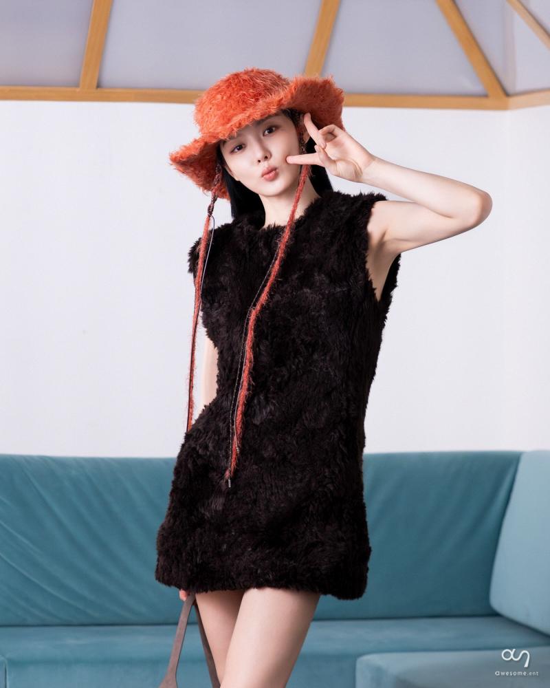 김유정 찰스앤키스