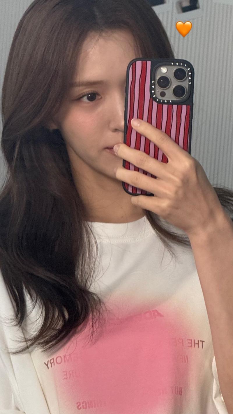 김지은