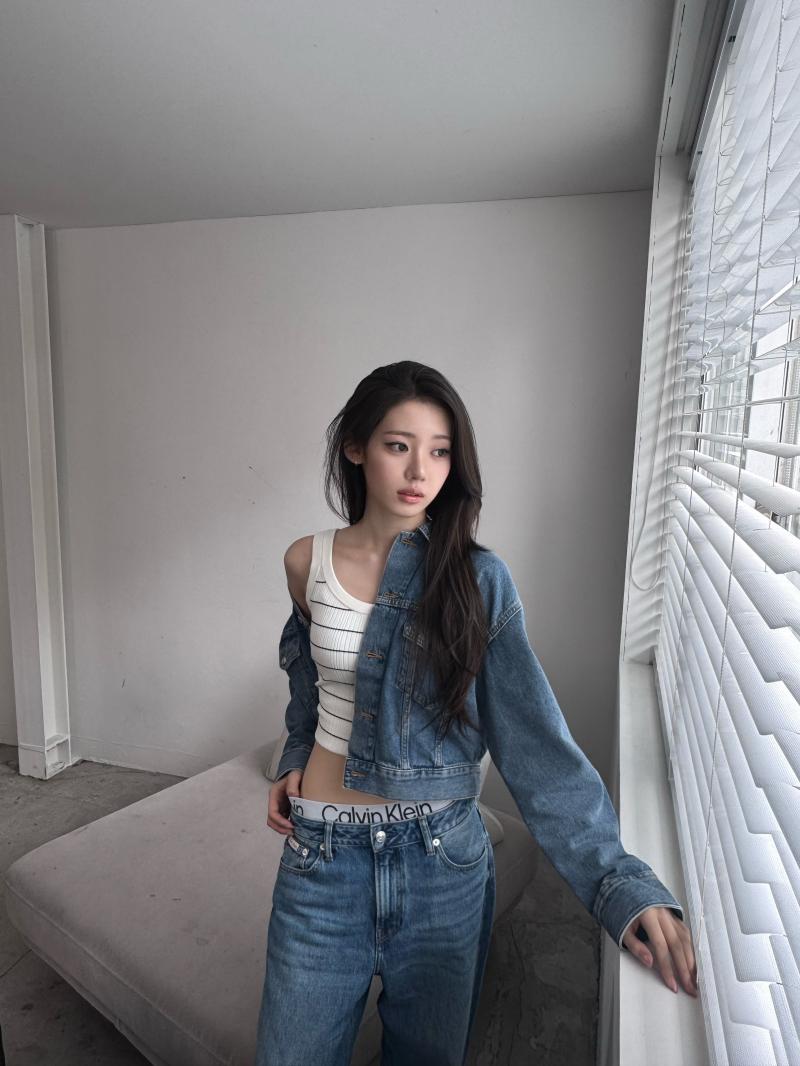 베이비몬스터 로라