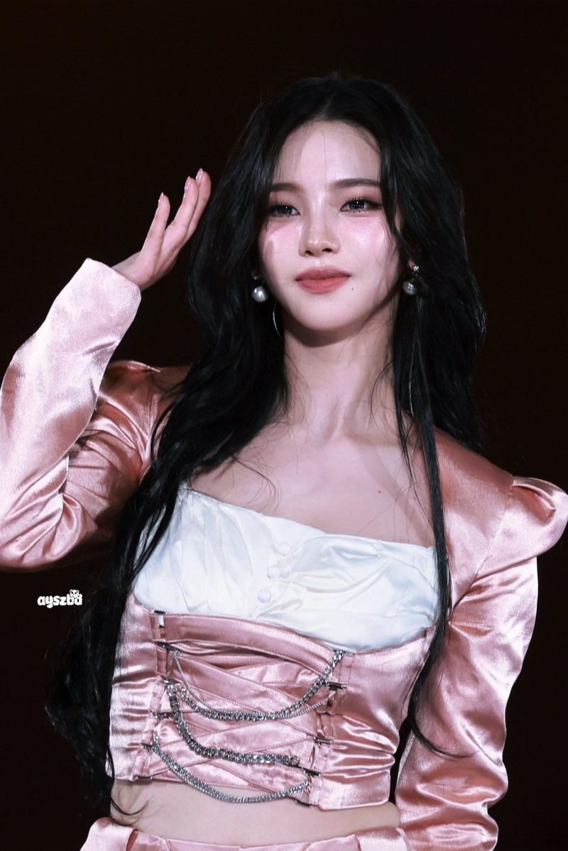 에스파 카리나