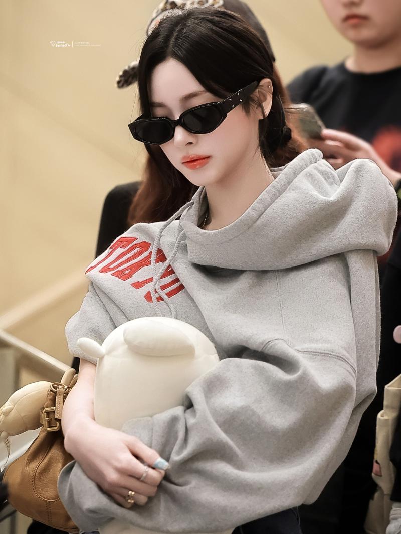 MEOVV (미야오) 안나