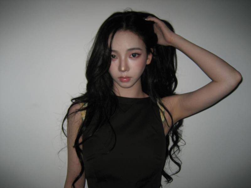 MEOVV (미야오) 안나
