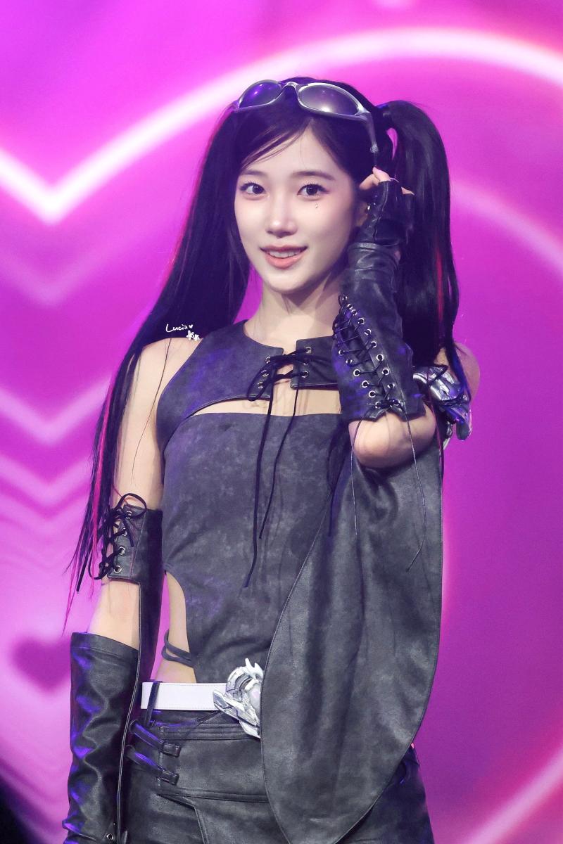 르세라핌 카즈하 260913 BLIZZCON