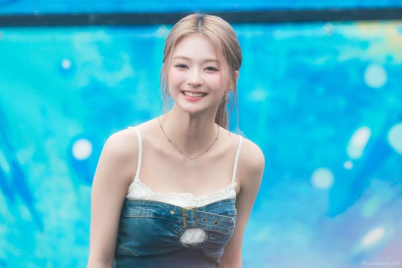 프로미스나인 이나경