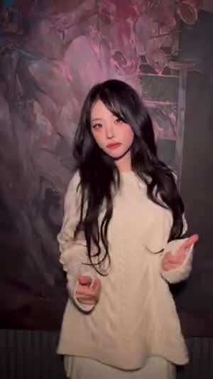QWER 히나