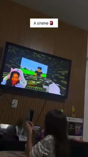플스를 켜자 울리는 사이렌 소리.mp4