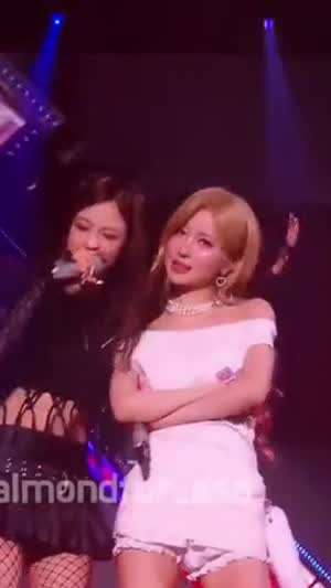 BABYMONSTER (베이비몬스터) 아사