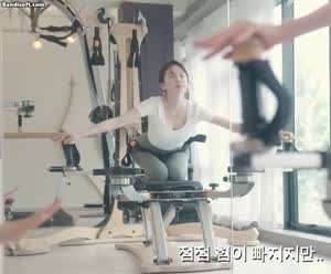 강민경 레깅스입고 운동.mp4