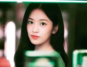 아이브 안유진