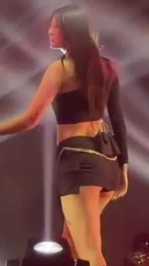 올블랙 의상 에버그로우 온다 속바지 보다 짧은 초미니 엉밑살.mp4