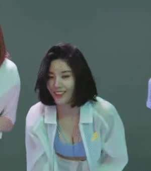 권은비