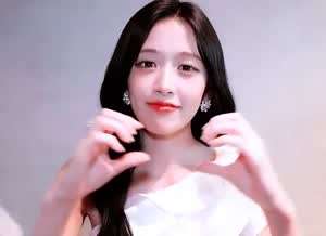 아이브 안유진