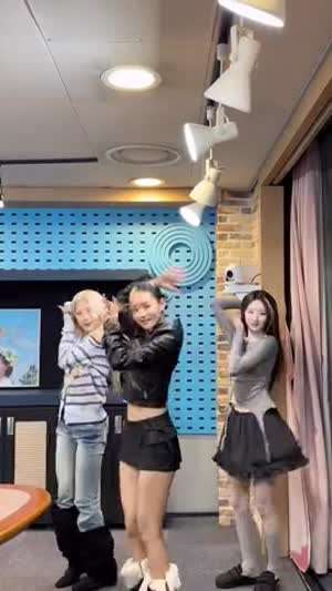 레드벨벳 웬디 (아이들 미연,민니,슈화)