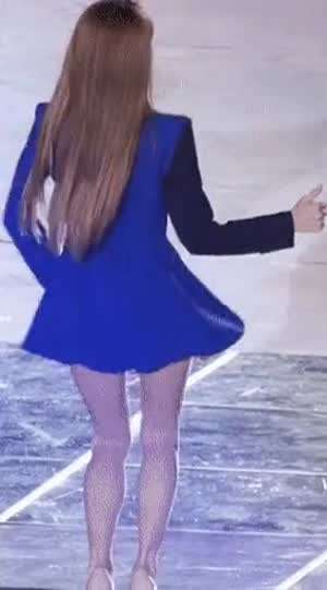 티아라-지연