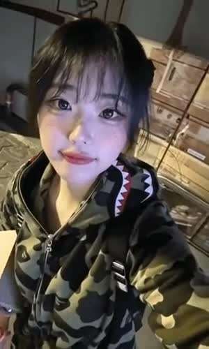 QWER 히나