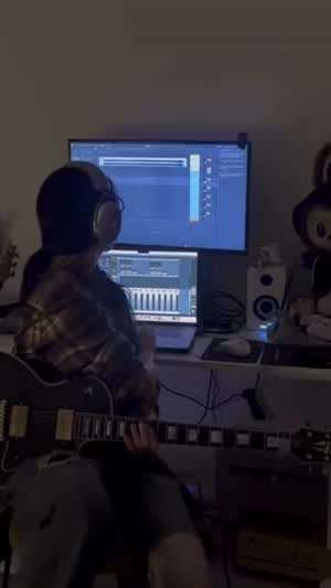 QWER 히나
