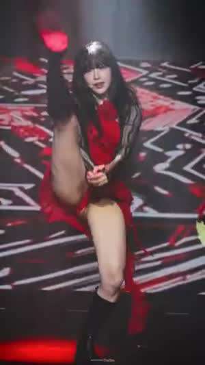 클라씨 형서 발차기..