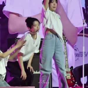 QWER 시연