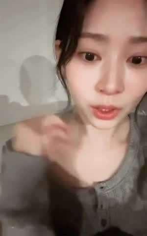 김민주