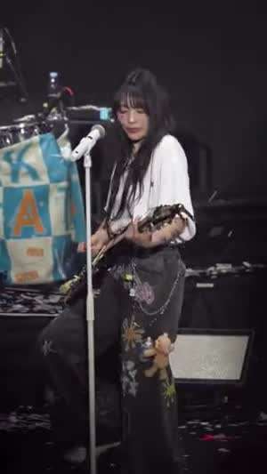 QWER 시연
