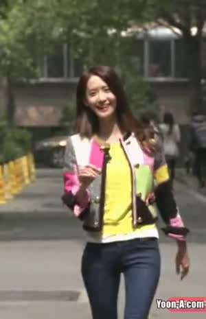중국활동 시절 임윤아 스키니진 골반.gif