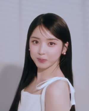엔믹스 지우 코스모폴리탄