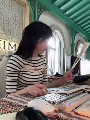 한지현