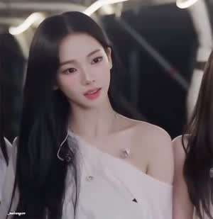 에스파 카리나