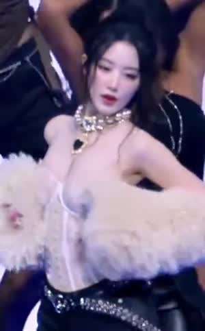 컵 코르셋 오프숄더 아이들 슈화 새하얀 피부